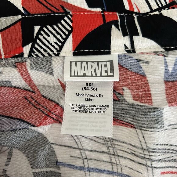 NWT Marvel Captain America Mens SS Button Down Shirt - Size XXXL - Picture 2 of 6
